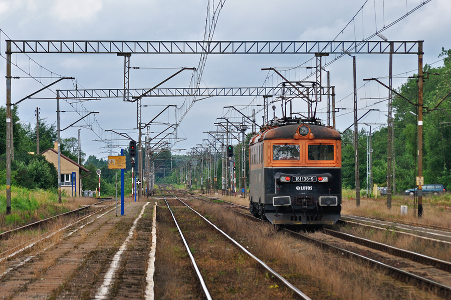 181 138-9 [STK Wrocław / del. Lotos Kolej]