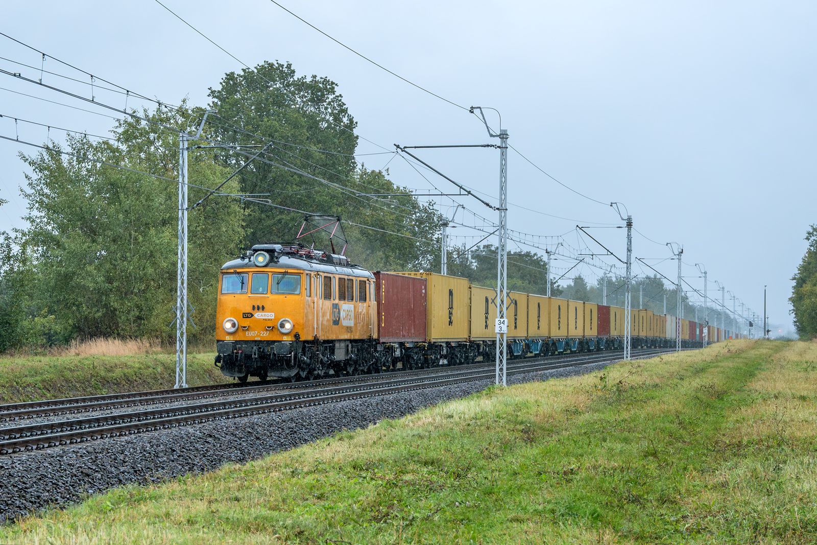 EU07-227 [LTG Cargo]