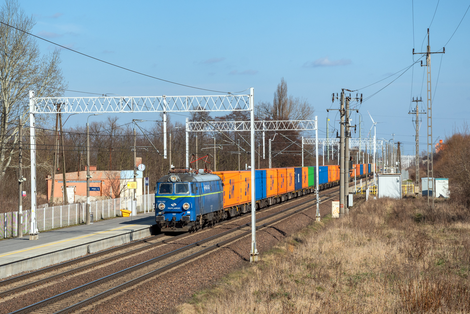 ET22-753 [PKP Cargo]