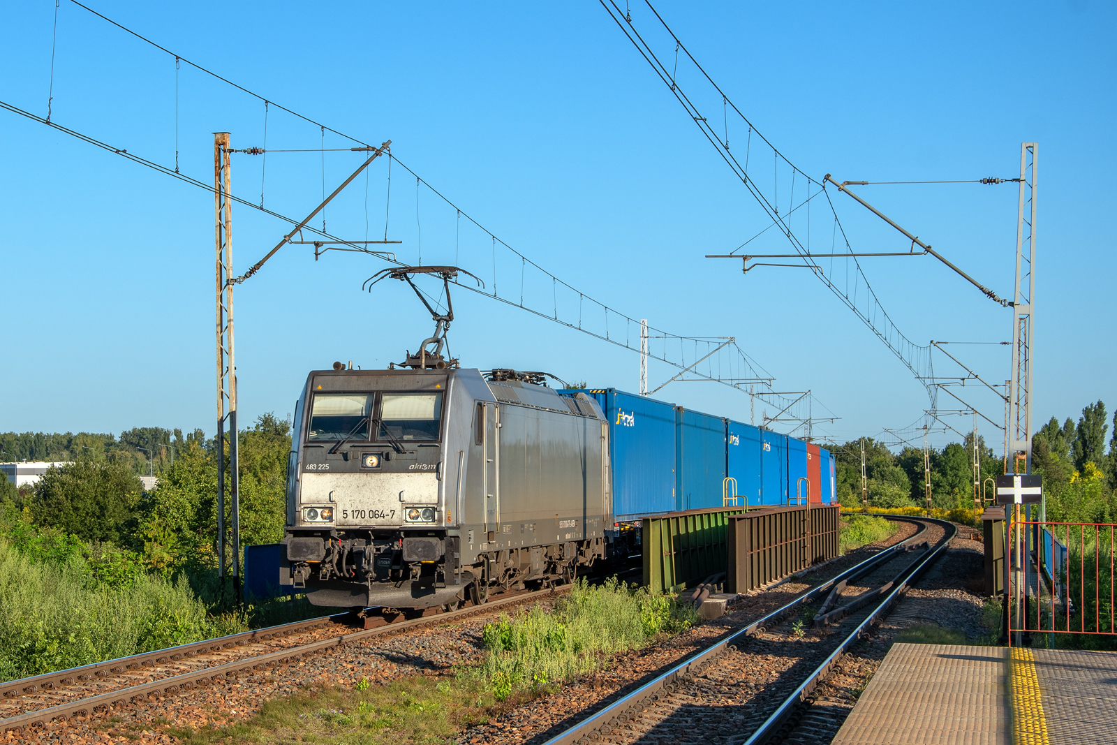 E483-225 [DB Cargo Polska]