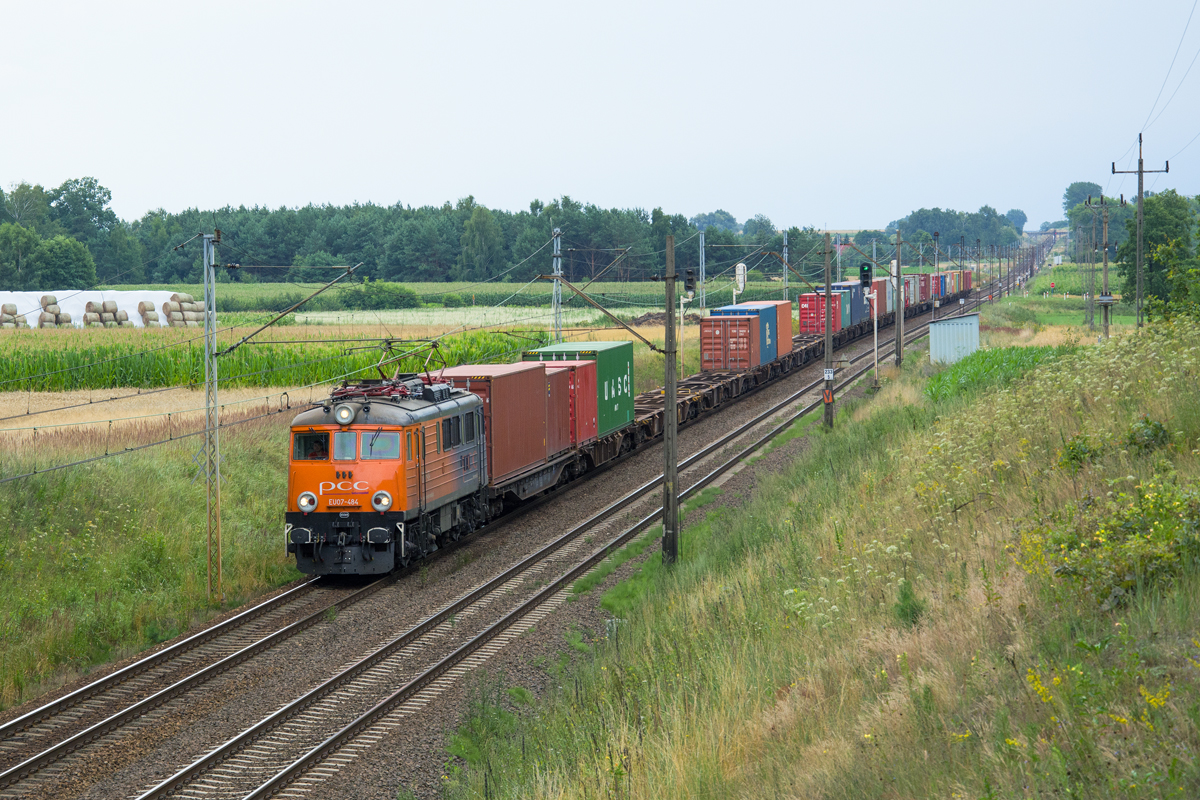 EU07-484 [PCC Intermodal]