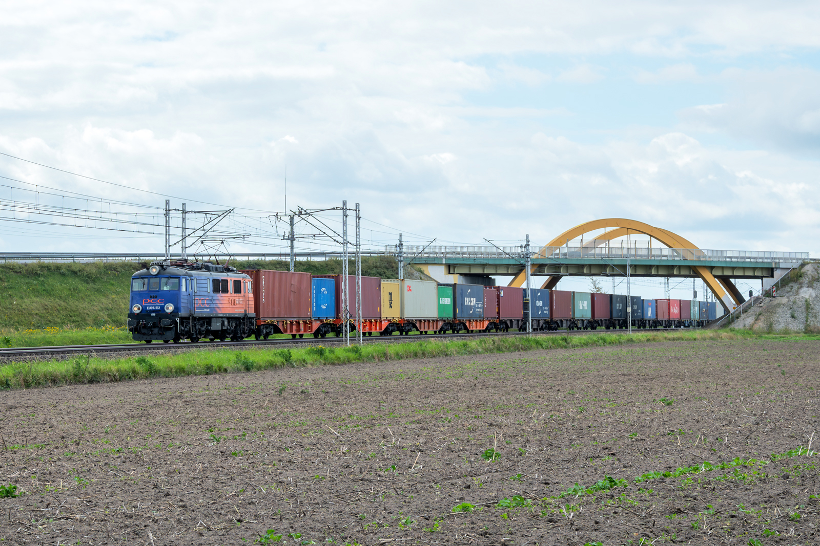 EU07-512 [PCC Intermodal]