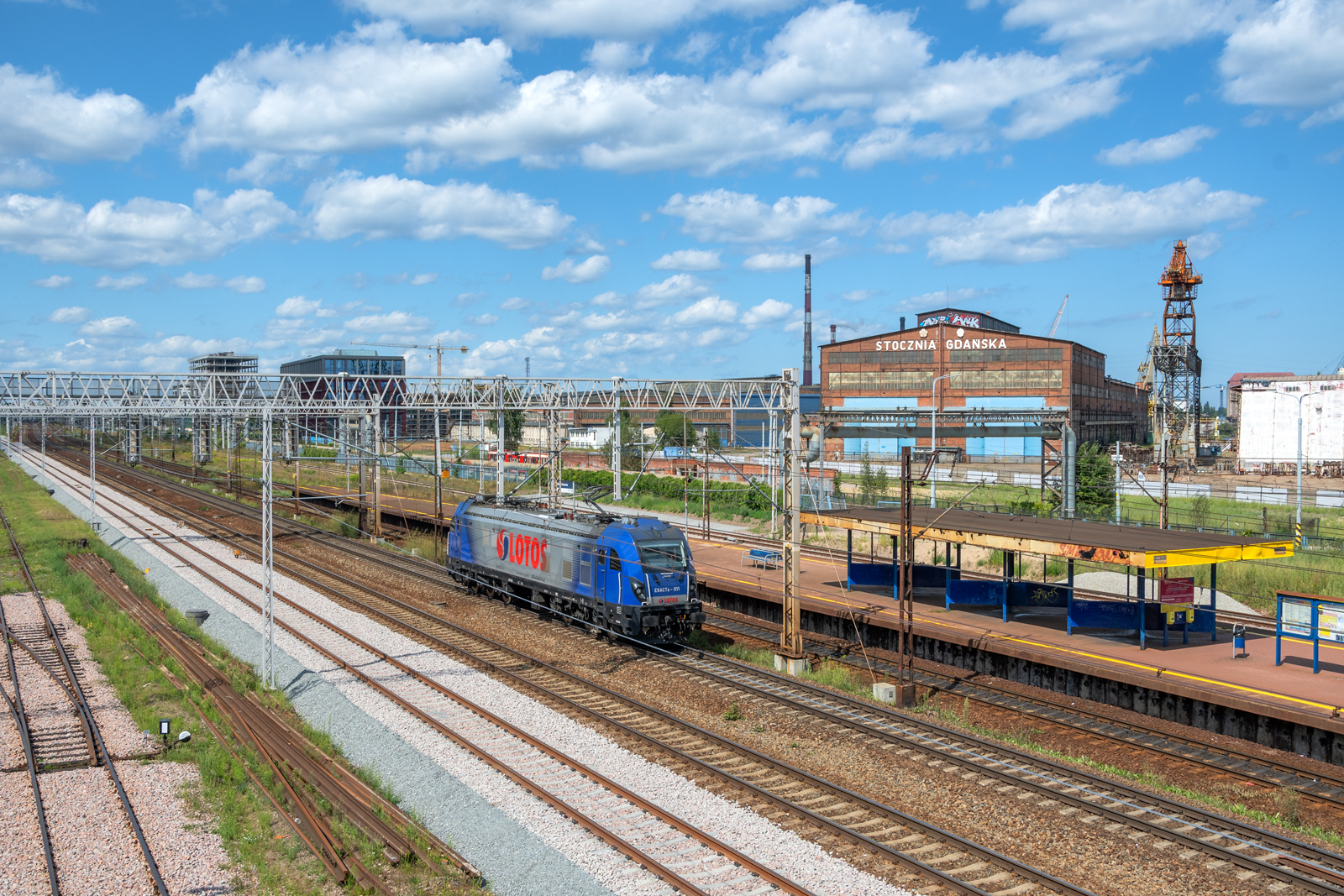 E6ACTa-011 [Lotos Kolej]