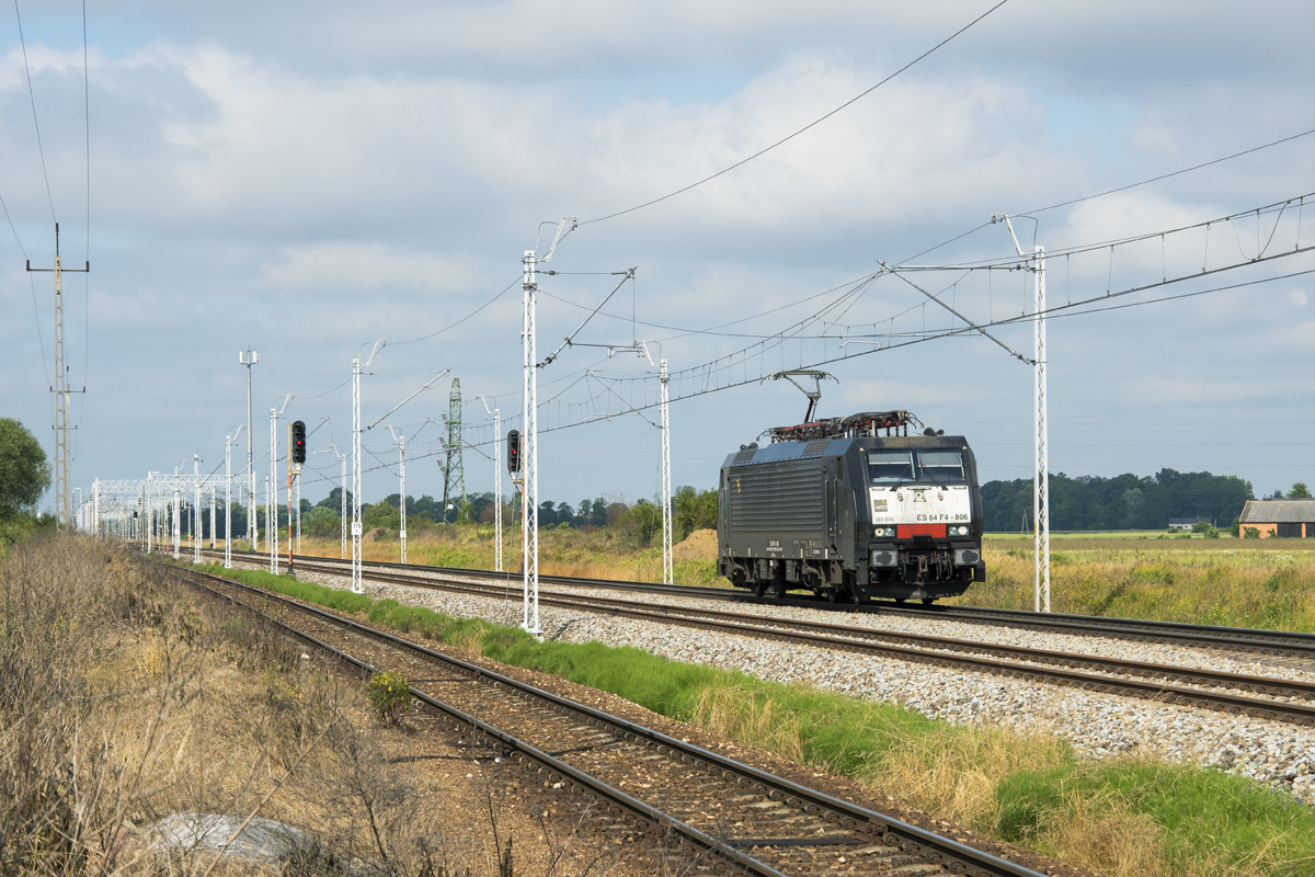 E189-806 [LTE Polska]