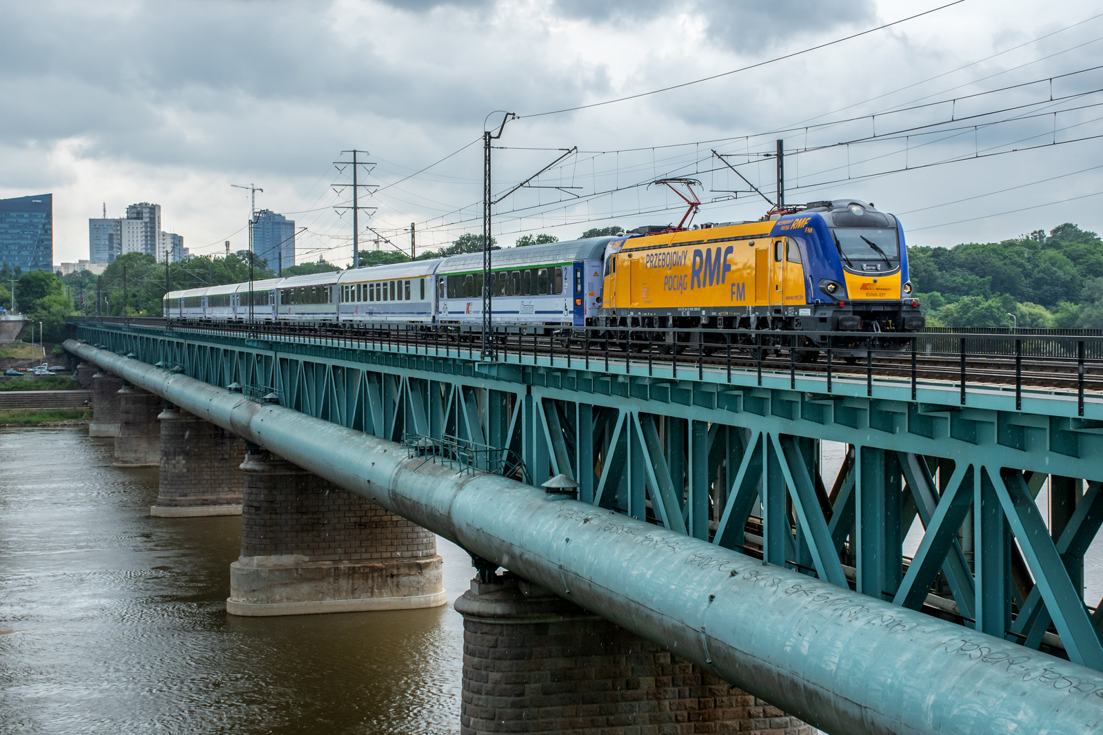 EU160-027 [PKP InterCity]