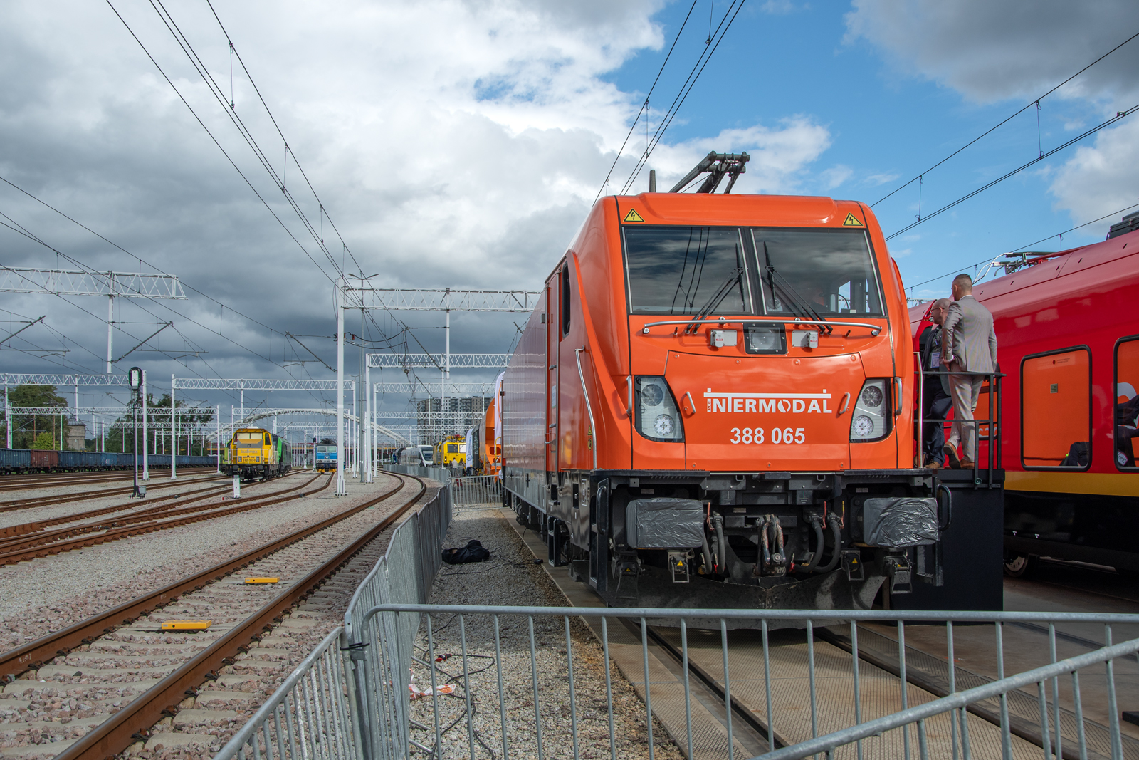 388 065 [PCC ntermodal]