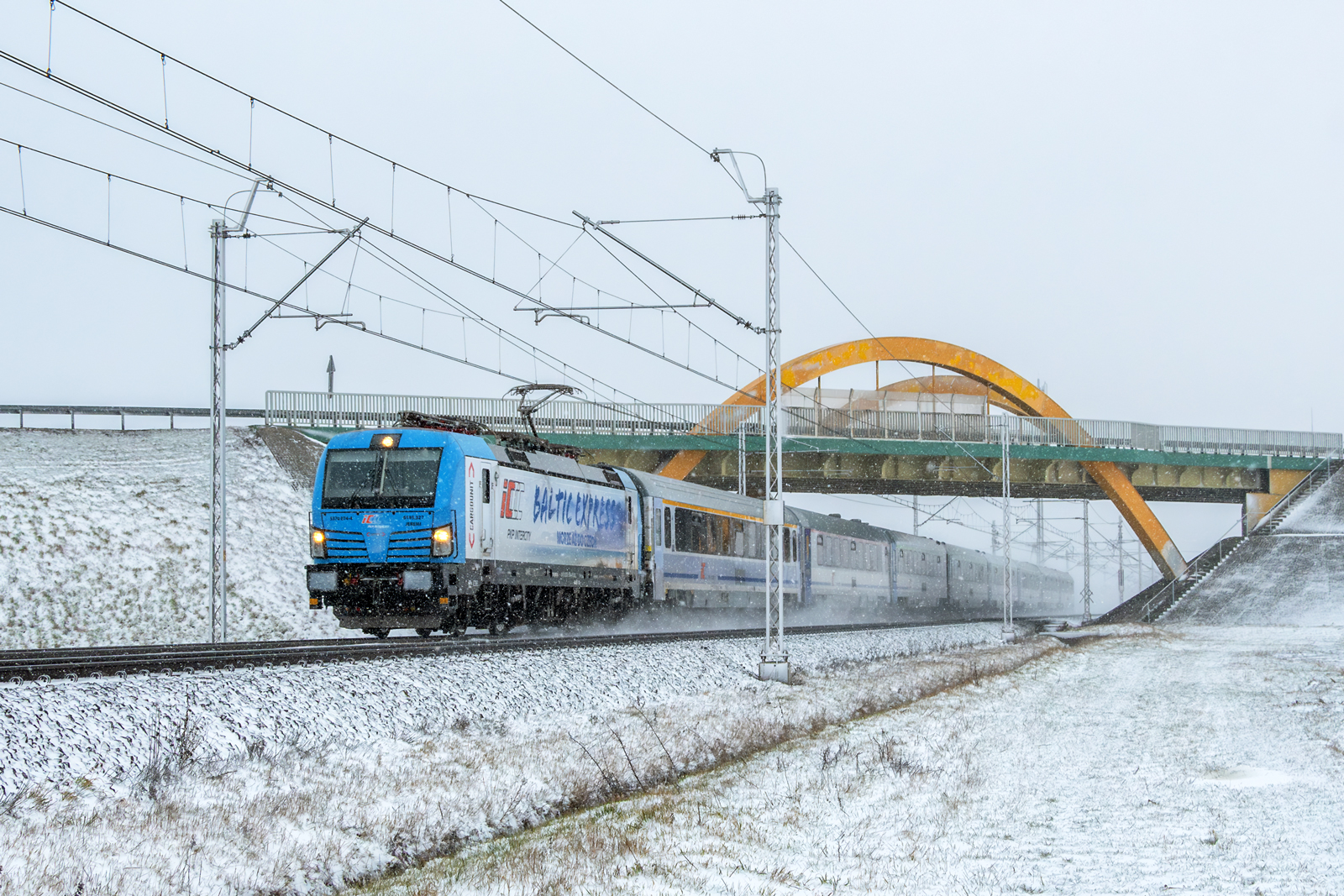 6 193 327 [PKP InterCity]