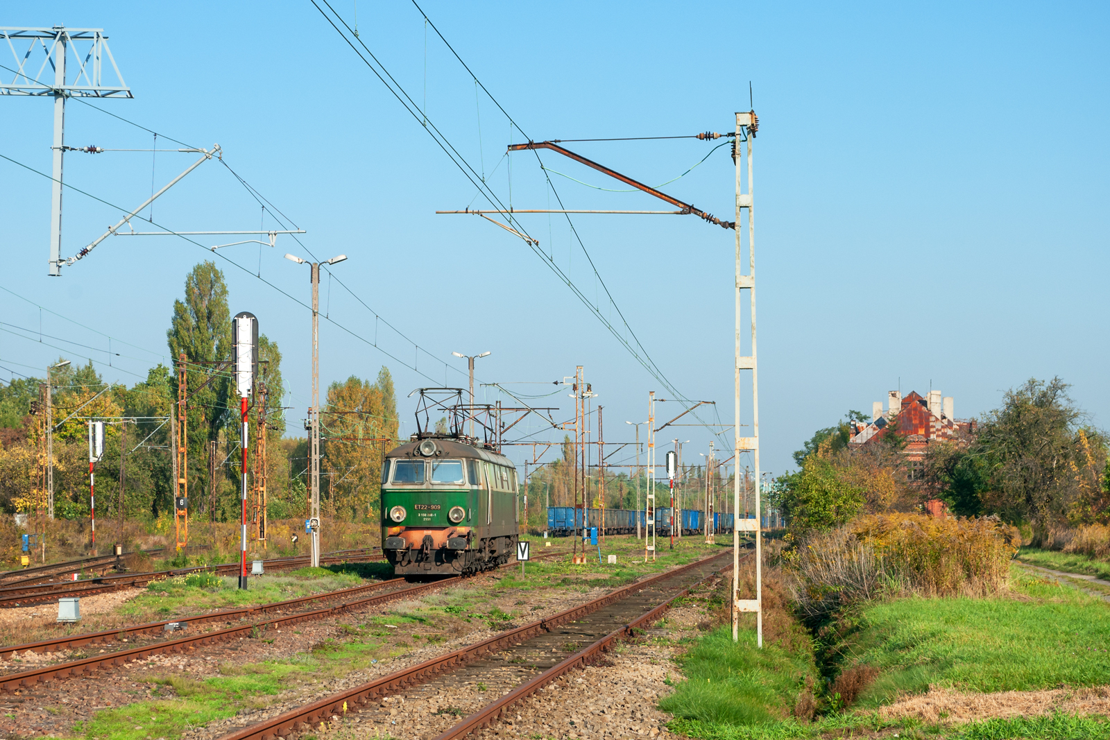 ET22-909 [PKP Cargo]