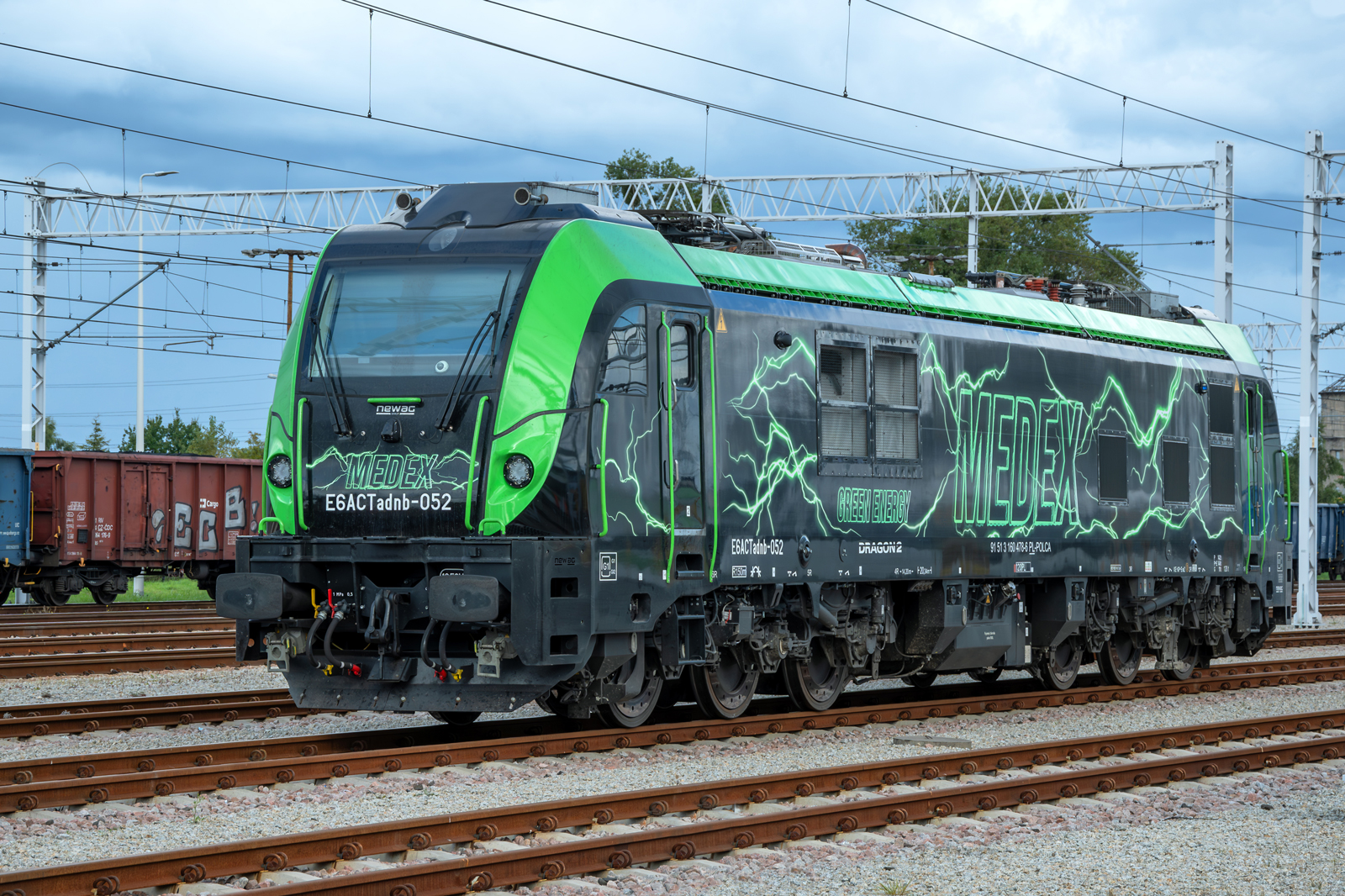 E6ACTadnb-052 [Medex]