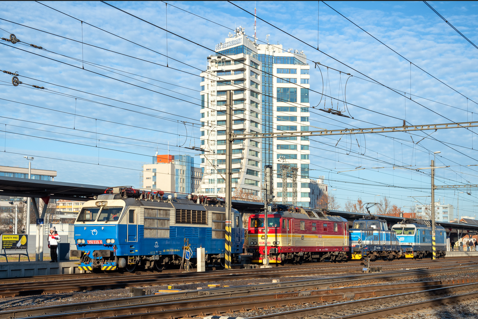 350 020-4 [Ceske Drahy]