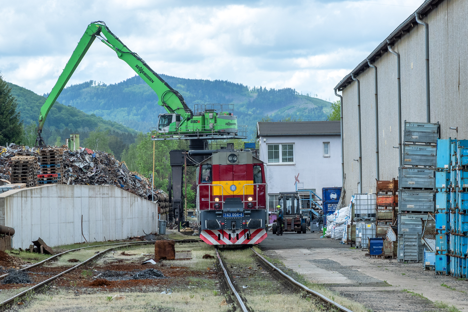 743 004-4 [CD Cargo]