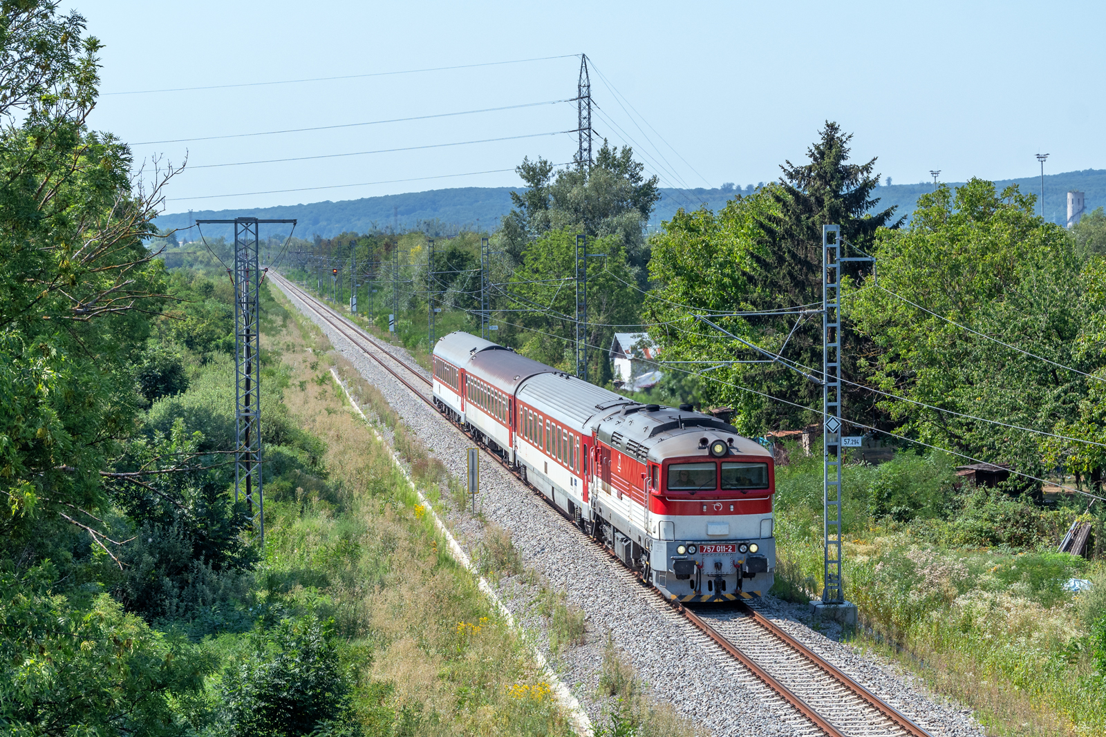 757 011-2 [ZSSK]