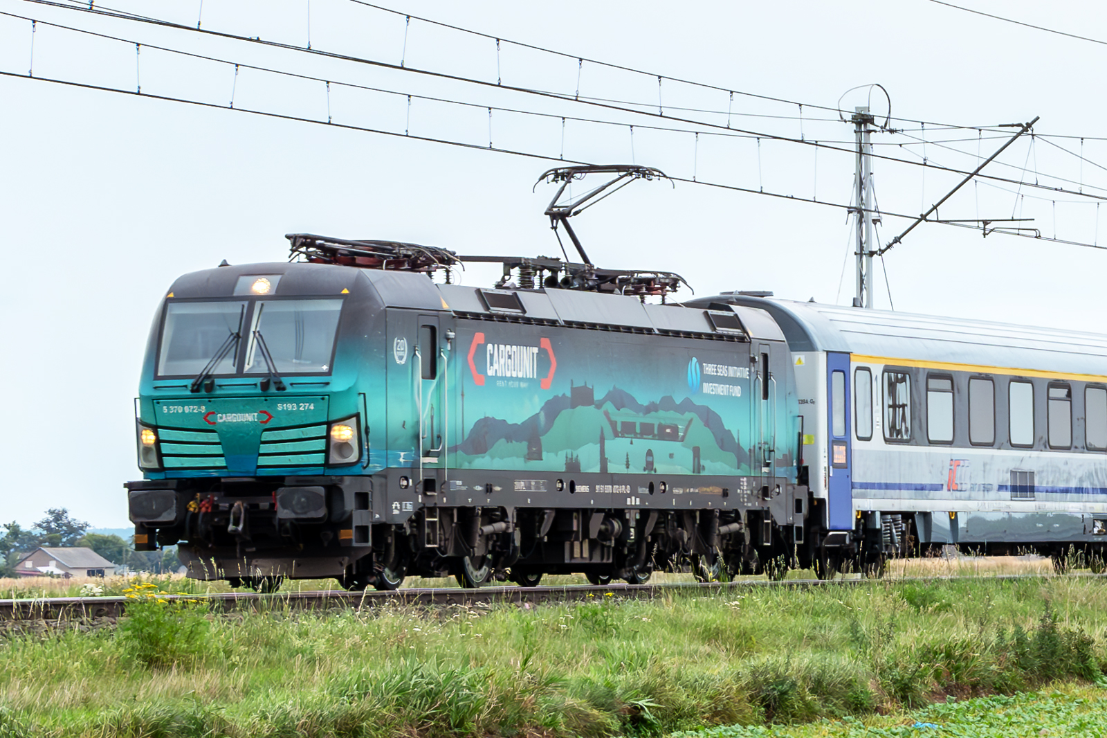 6 193 274 [PKP InterCity]