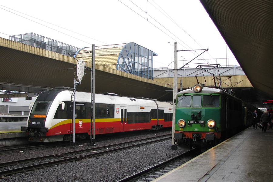 EU07-060 [PKP InterCity]